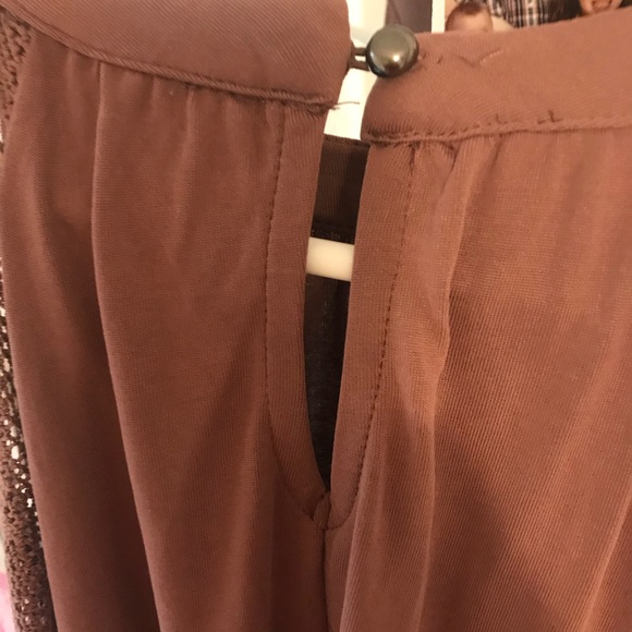 Rose Taupe long sleeve, open shoulder, flowy shirt - Picture 4 of 8